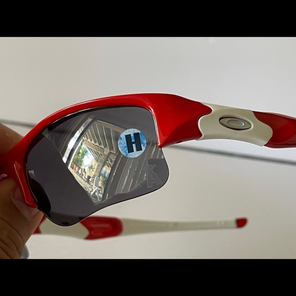 Oakley Sunglasses - Picture 3 of 13